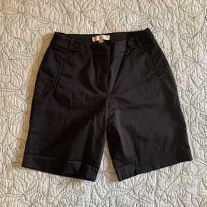 Ann Taylor black Bermuda shorts size 6